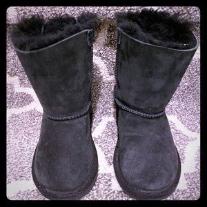 Uggs toddler boots